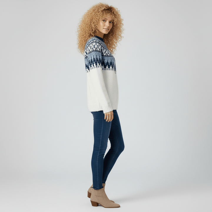 Nordic-Inspired Winter Knit Pullover - Paula