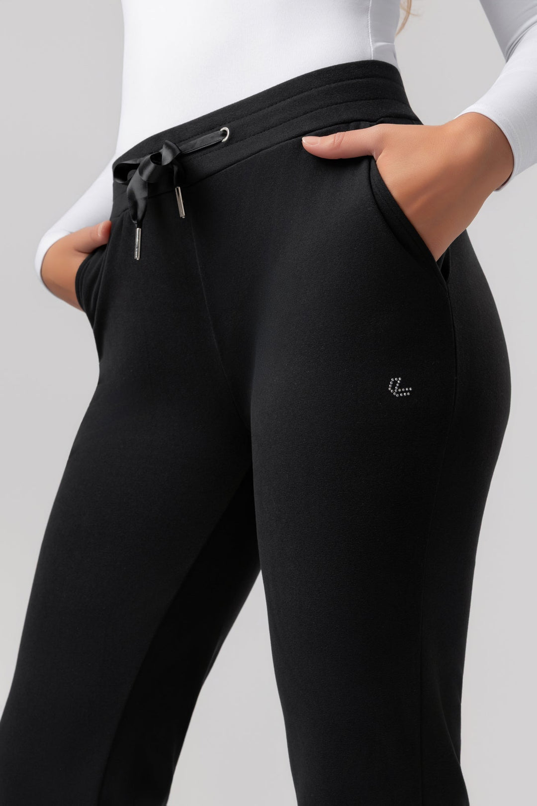 Spodnie dresowe Supercomfort Relaxed Latifah