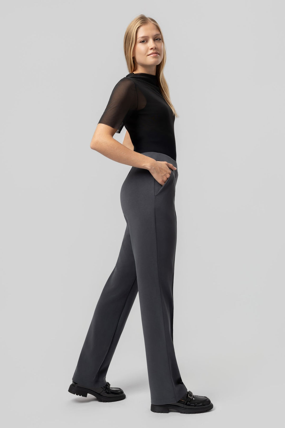 Spodnie ChicLine Relaxed Ajda