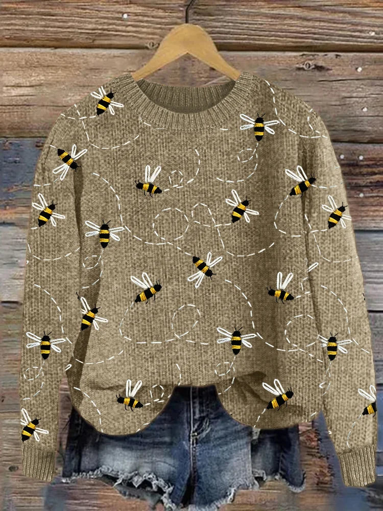 Charming Knitted Sweater with Bee Embroidery Pattern - Marlise