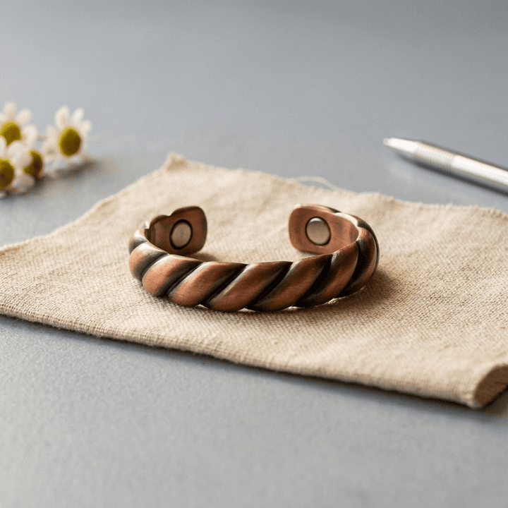 Tine Copper Ring